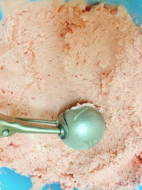 Bí quyết giúp cô giáo Đà Lạt làm đủ loại kem ngon tại nhà Bí quyết giúp cô giáo Đà Lạt làm đủ loại kem ngon tại nhà