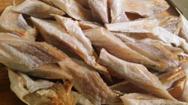 Cá mắm đem xào chua ngọt kiểu này vừa ngon lại rẻ, chỉ 1 đĩa nhỏ là đủ ăn