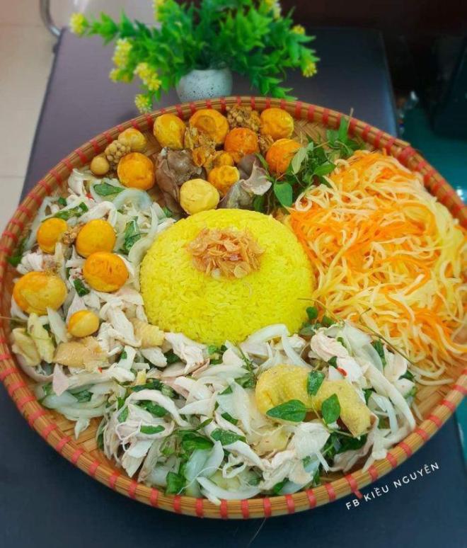 9X khoe cơm gia đình đặc sắc, dân mạng lại lo 