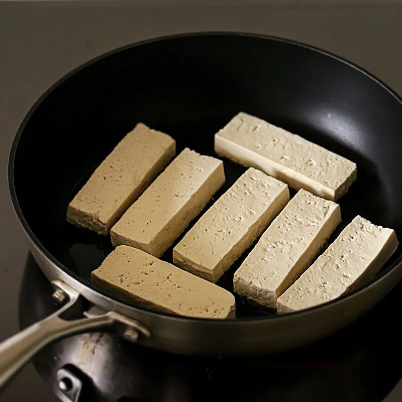 Thêm một cách chế biến món đậu phụ vừa dễ mà bắt cơm vô cùng