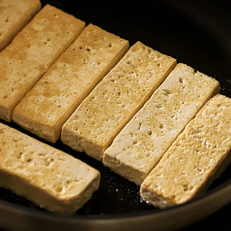 Thêm một cách chế biến món đậu phụ vừa dễ mà bắt cơm vô cùng