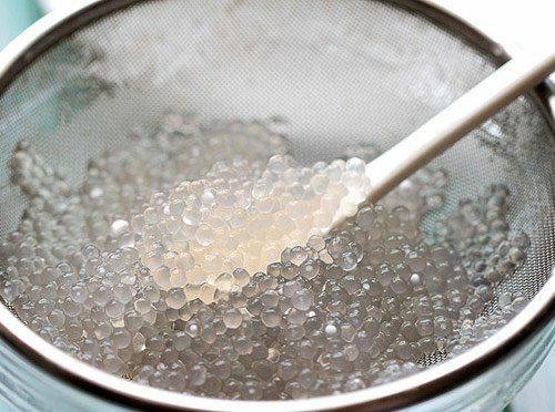 Trời nắng, nấu món chè thạch sữa vừa thơm ngon, thanh mát 