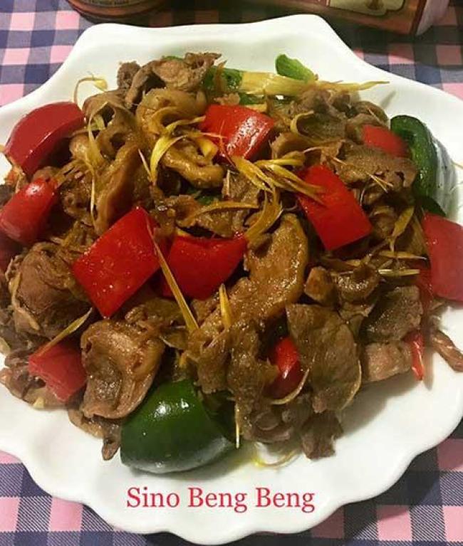 Đà điểu xào sả ớt thơm nức mũi mà không hề khó làm như bạn tưởng