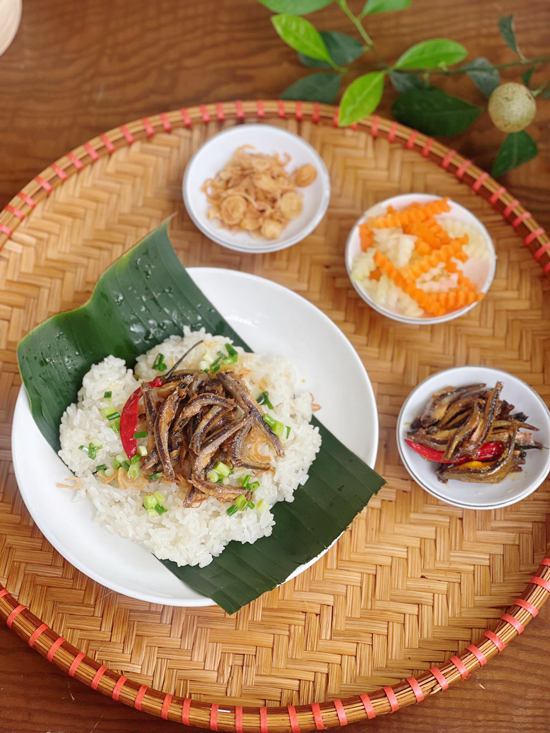 Xôi cá khô Nha Trang