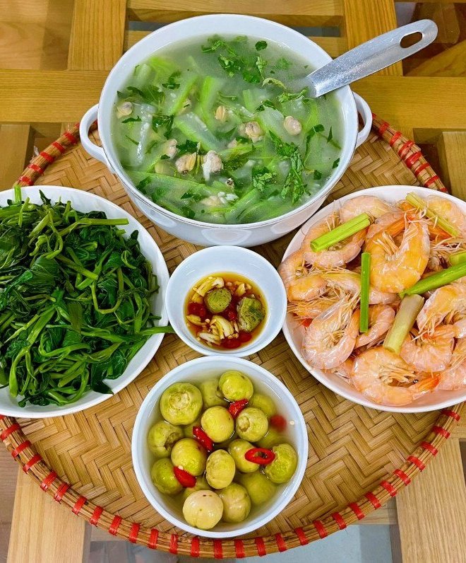 9x gợi ý thực đơn tuần đơn giản ít món nhưng cực thanh mát dễ ăn, bổ dưỡng cho ngày hè 9x gợi ý thực đơn tuần đơn giản ít món nhưng cực thanh mát dễ ăn, bổ dưỡng cho ngày hè