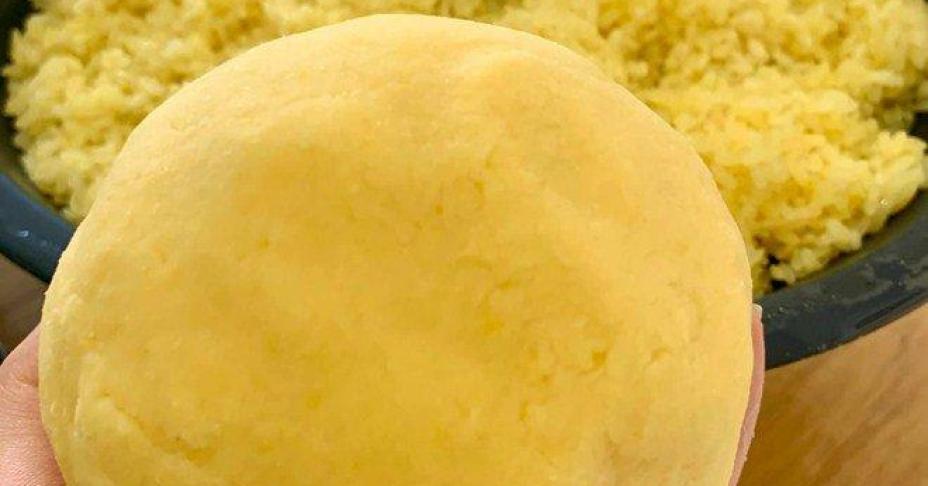 Gái chưa chồng, mẹ bỉm sữa khéo nhất showbiz Việt đua nhau làm xôi mùa dịch