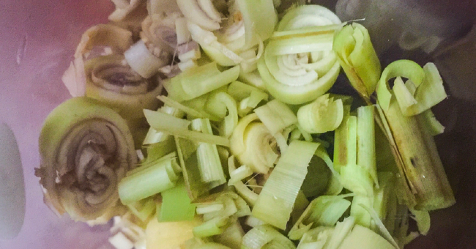 Cuối tuần nấu xôi gà nướng mật ong mềm ngon thơm phức đãi cả nhà