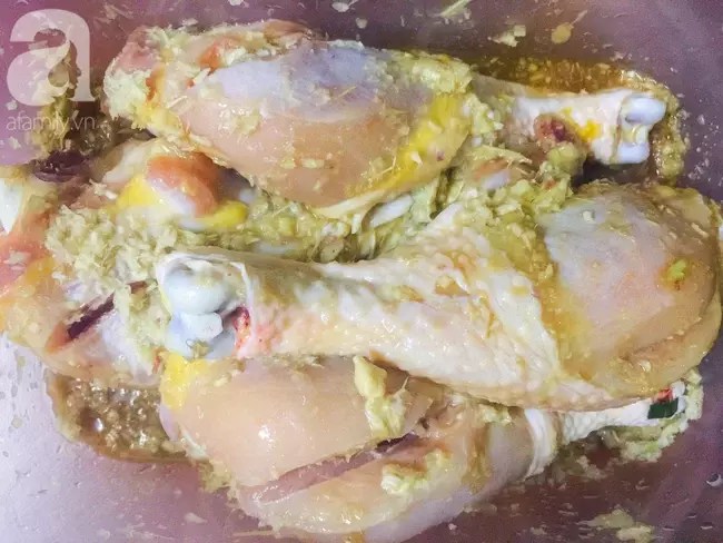 Cuối tuần nấu xôi gà nướng mật ong mềm ngon thơm phức đãi cả nhà