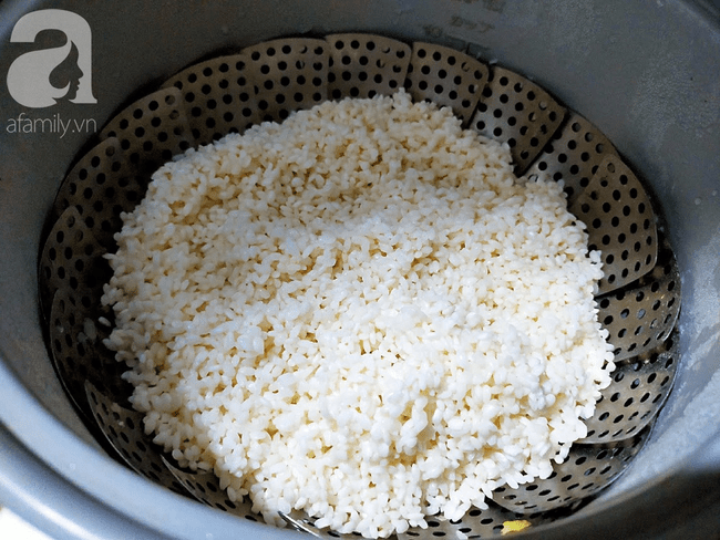 Nấu xôi sắn ăn sáng ở nhà đã lành mạnh lại còn ngon!