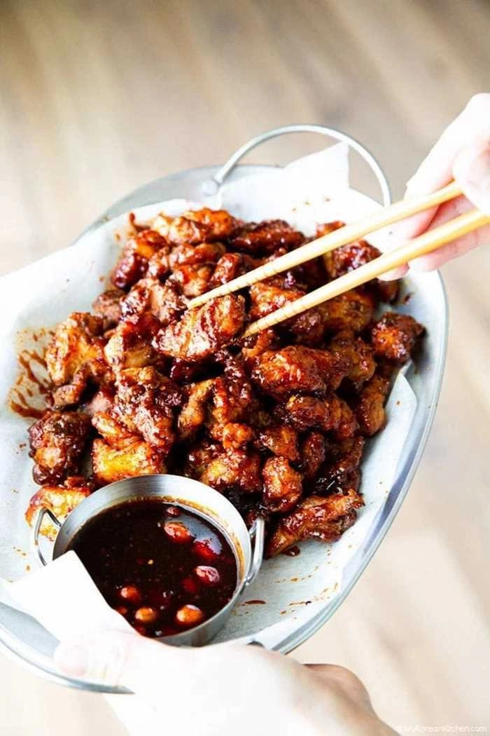Đổi vị với món gà chiên sốt ớt hạt tiêu giòn rụm, thơm ngon Đổi vị với món gà chiên sốt ớt hạt tiêu giòn rụm, thơm ngon
