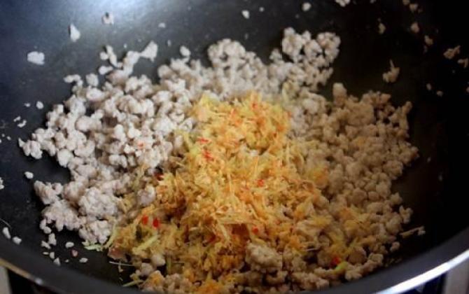 Bữa sáng làm xôi thịt chưng mắm tép ngon vô cùng lại cực nhanh gọn Bữa sáng làm xôi thịt chưng mắm tép ngon vô cùng lại cực nhanh gọn