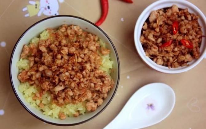 Bữa sáng làm xôi thịt chưng mắm tép ngon vô cùng lại cực nhanh gọn Bữa sáng làm xôi thịt chưng mắm tép ngon vô cùng lại cực nhanh gọn