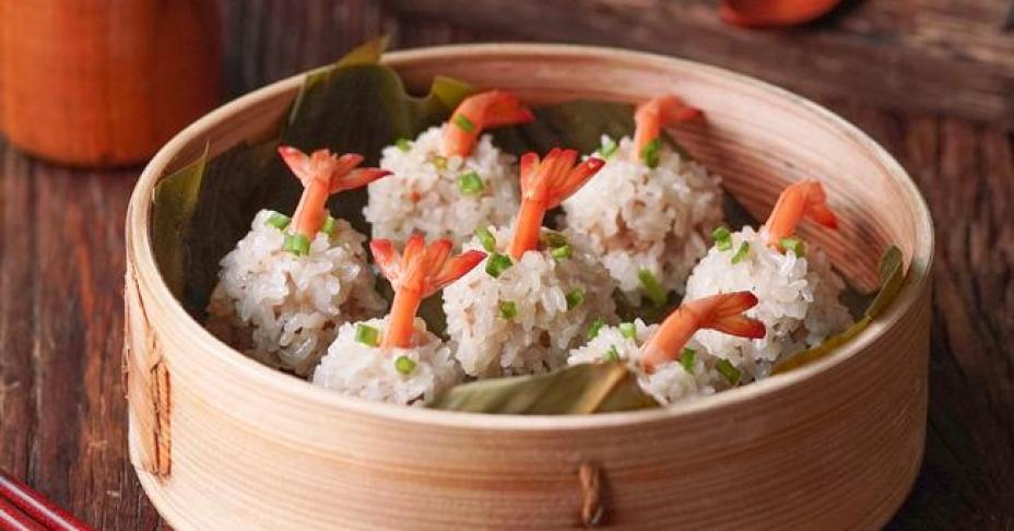 Người Tàu có món xôi viên ngon đẹp cực kỳ, nhà tôi ai ăn thử cũng xuýt xoa khen ngon mãi Người Tàu có món xôi viên ngon đẹp cực kỳ, nhà tôi ai ăn thử cũng xuýt xoa khen ngon mãi