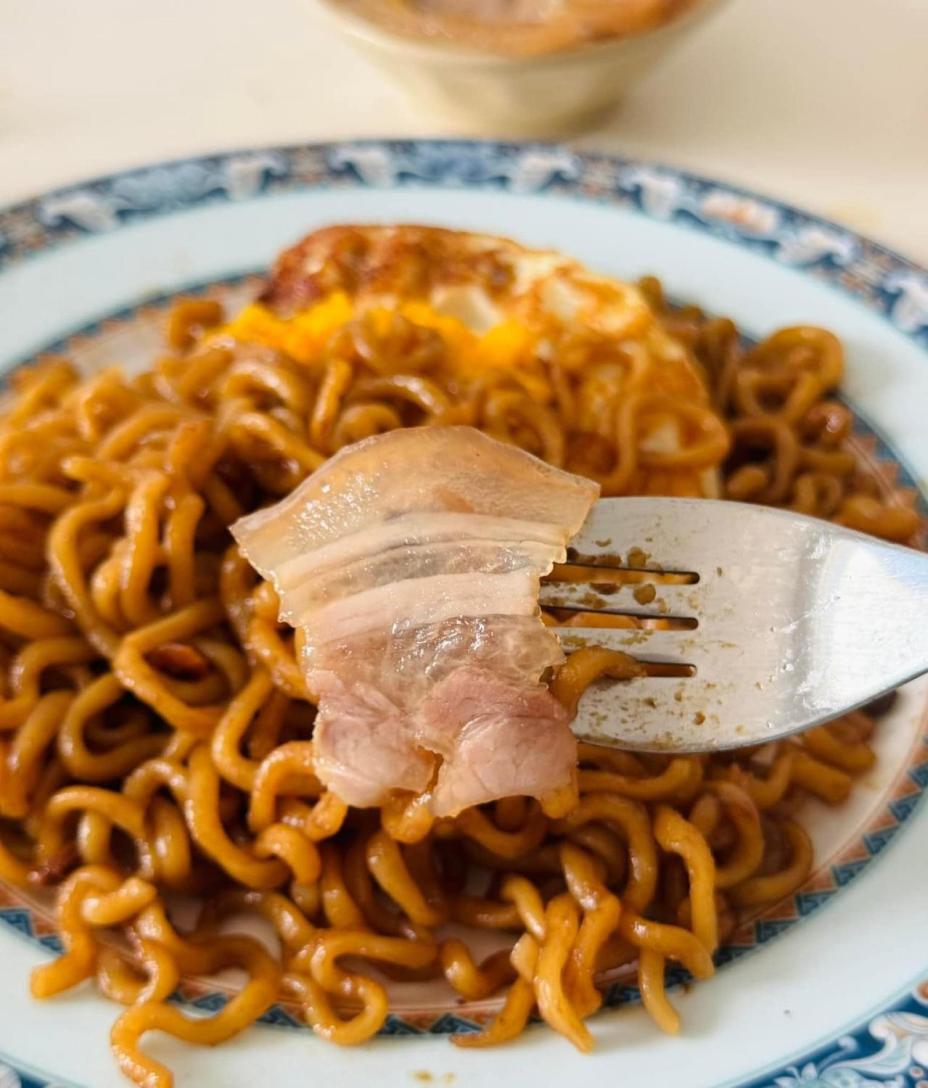 Thịt ngâm mắm: Mê đắm từ miếng đầu tiên