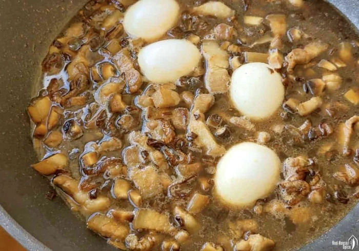 Khám phá cách làm cơm thịt kho chuẩn vị Đài, thơm ngon quên lối về