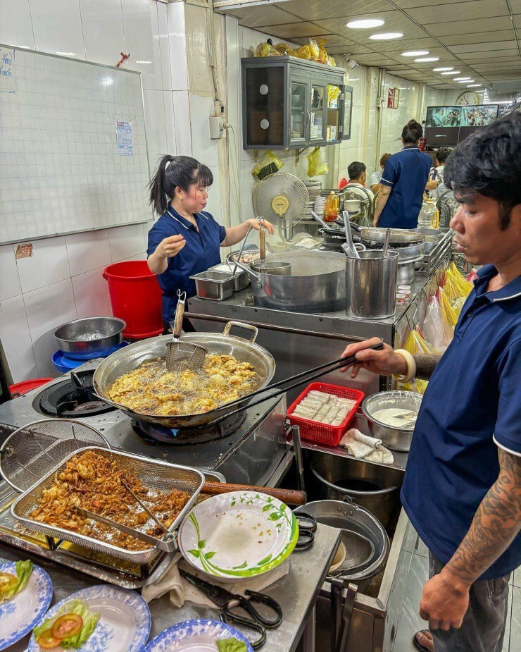 8 quán bình dân ở TP Hồ Chí Minh được Michelin gọi tên 8 quán bình dân ở TP Hồ Chí Minh được Michelin gọi tên