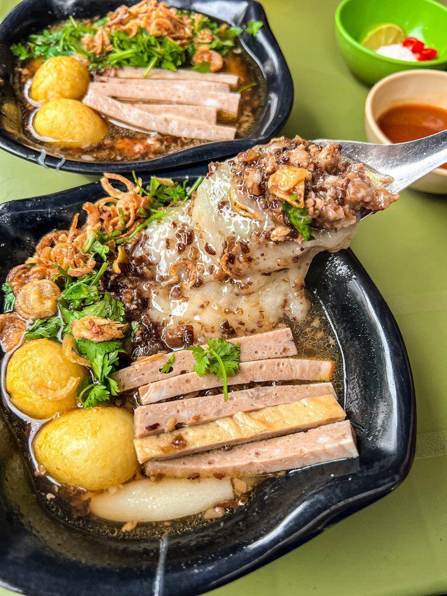 Món ngon mùa đông bổ rẻ: Những quán bánh đúc nóng nổi tiếng Hà Nội và cách thử làm chuẩn vị tại nhà Món ngon mùa đông bổ rẻ: Những quán bánh đúc nóng nổi tiếng Hà Nội và cách thử làm chuẩn vị tại nhà