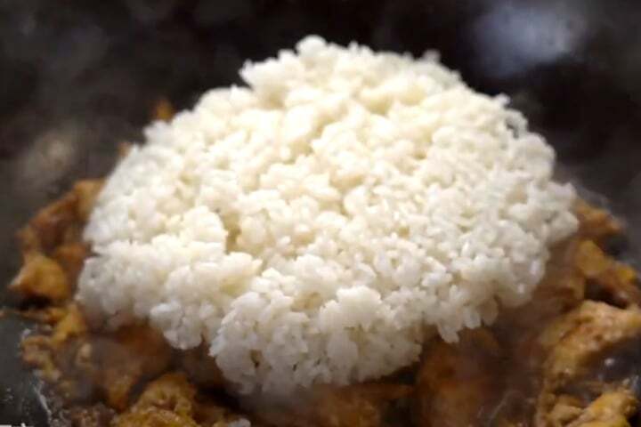 Cách làm cơm rang coca vừa lạ vừa ngon Cách làm cơm rang coca vừa lạ vừa ngon