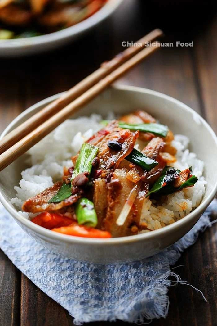 Công thức làm thịt lợn xào cay thơm ngon chuẩn vị Tứ Xuyên Công thức làm thịt lợn xào cay thơm ngon chuẩn vị Tứ Xuyên