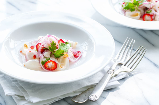 Cách làm ceviche vải thiều - món gỏi hải sản đặc biệt đến từ Peru Cách làm ceviche vải thiều - món gỏi hải sản đặc biệt đến từ Peru
