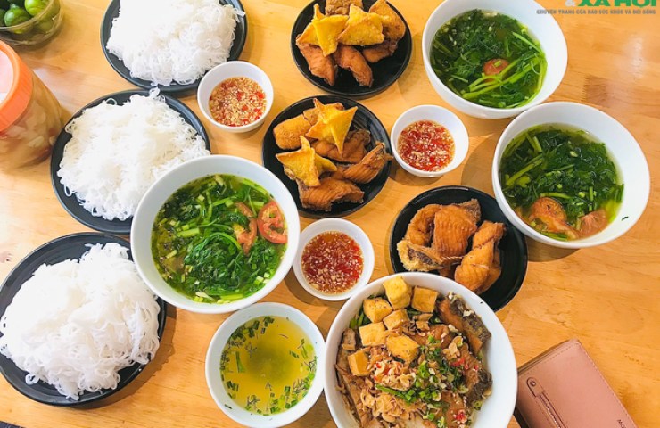 Công thức nấu ăn: Cách làm bún cá chấm thơm ngon hảo hạng như nhà hàng Công thức nấu ăn: Cách làm bún cá chấm thơm ngon hảo hạng như nhà hàng
