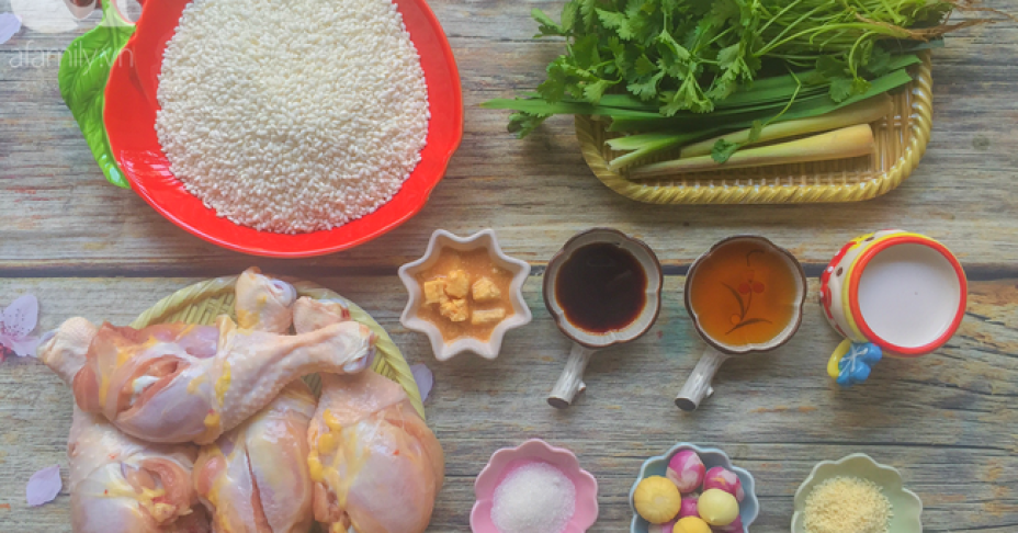 Cuối tuần nấu xôi gà nướng mật ong mềm ngon thơm phức đãi cả nhà