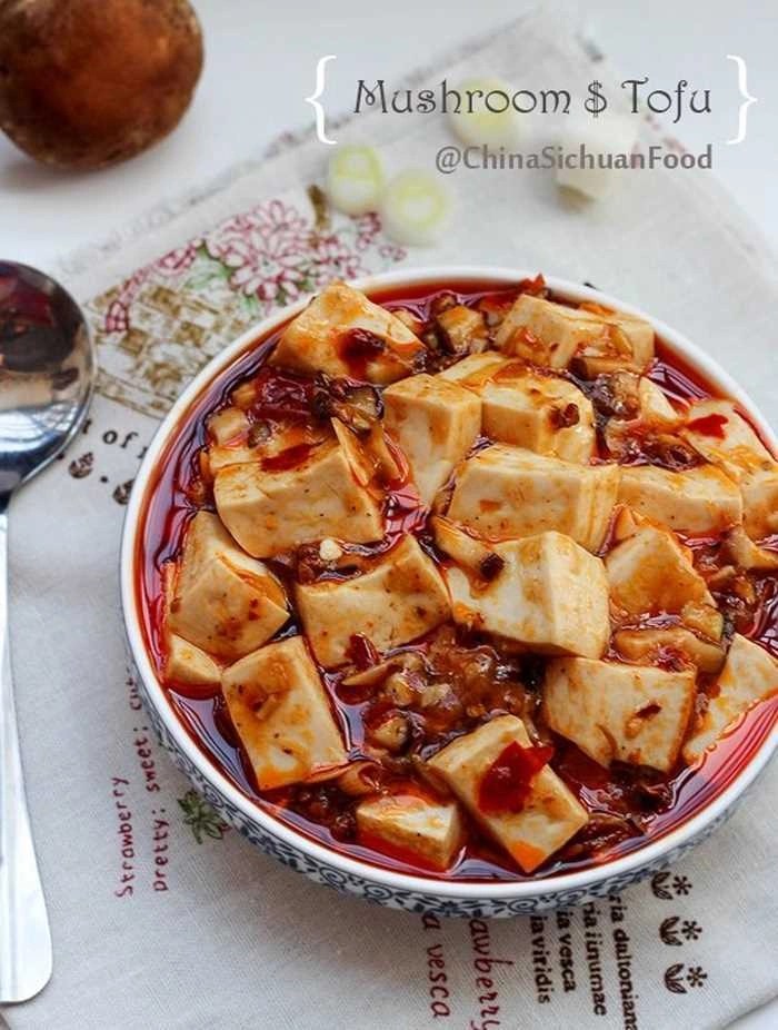 Đậu phụ sốt nấm hương đậm đà, dễ làm cho bữa ăn thêm phong phú