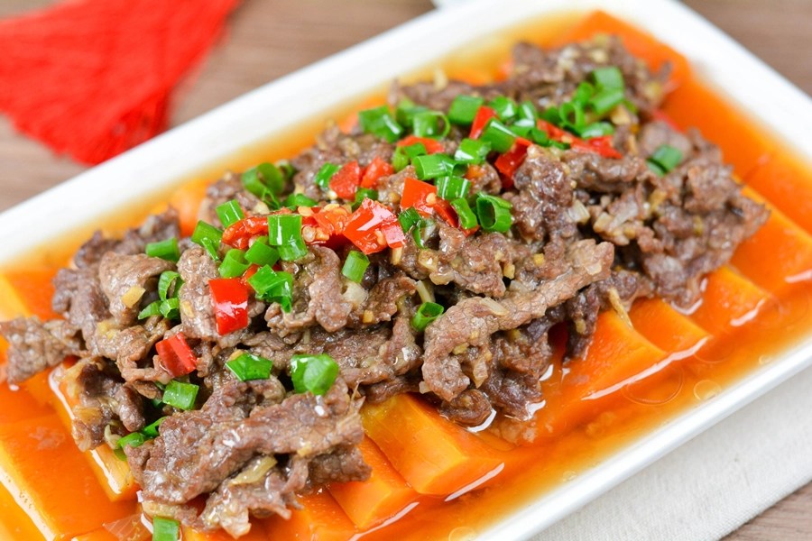 Hai món thịt hấp kết hợp với bí ngô cho bữa cơm mùa đông vừa ngon lại giúp da đẹp, dáng xinh Hai món thịt hấp kết hợp với bí ngô cho bữa cơm mùa đông vừa ngon lại giúp da đẹp, dáng xinh