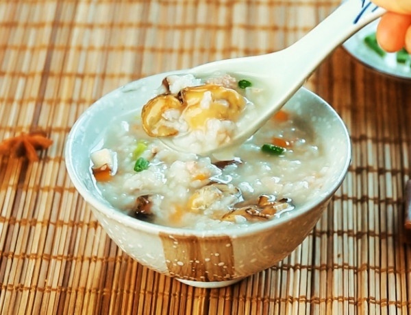 Hàu sữa đem nấu cháo theo 3 cách này, chồng mê con thích, lại đòi ăn thêm