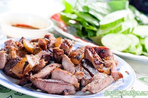 Hướng dẫn làm món thịt trâu nướng sả thơm lừng Hướng dẫn làm món thịt trâu nướng sả thơm lừng