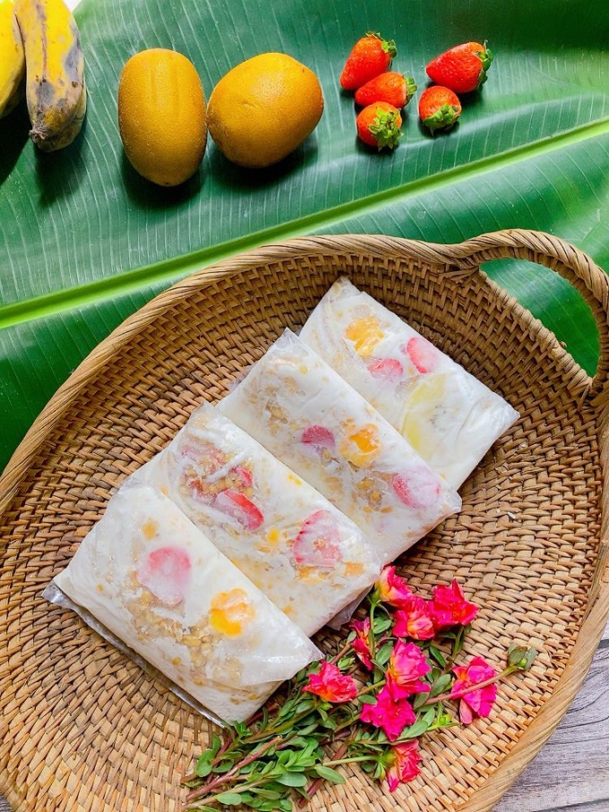 Kem chuối trái cây