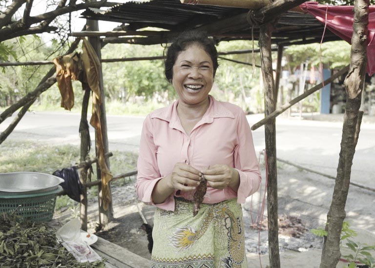 Khám phá đặc sản chuột đồng nướng, món ngon không thể bỏ qua khi đến Campuchia