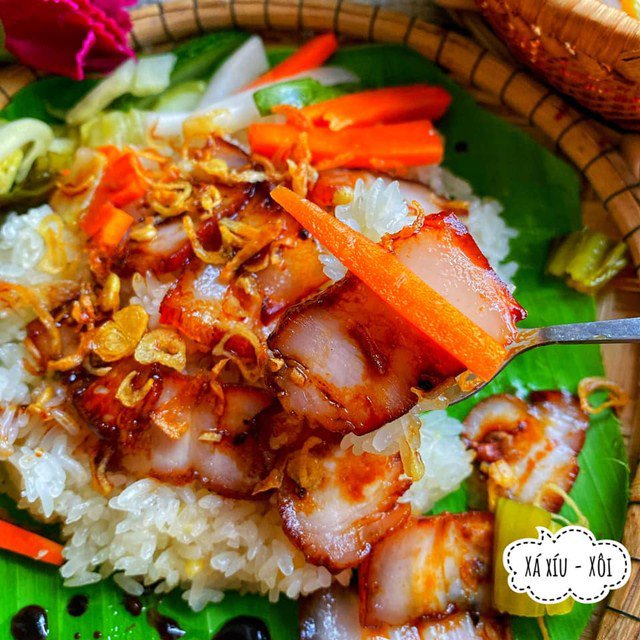 Làm ngay xôi xá xíu cho cả nhà bữa sáng tuyệt ngon lại chắc bụng