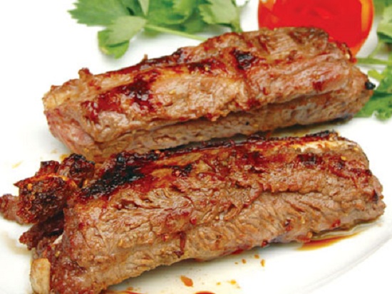 Mát trời đổi vị với dê nướng sa tế ngon hết ý Mát trời đổi vị với dê nướng sa tế ngon hết ý