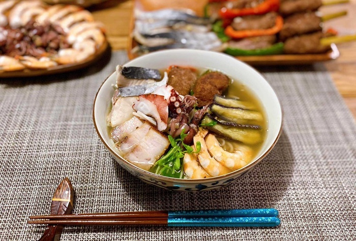 Mẹ đảm ở Nhật chia sẻ cách làm bún mắm đậm đà thơm phức chuẩn vị miền Tây Mẹ đảm ở Nhật chia sẻ cách làm bún mắm đậm đà thơm phức chuẩn vị miền Tây