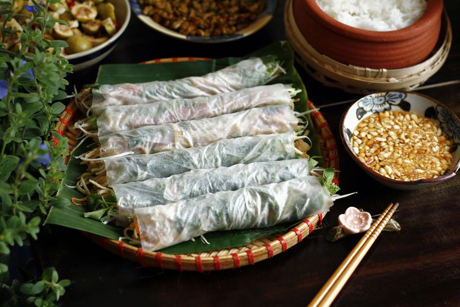 Nem cuốn tươi kiểu Hà Nội