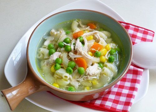 Súp nui gà xé cho bé yêu Súp nui gà xé cho bé yêu
