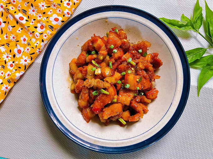 Thịt ba chỉ kho tiêu Thịt ba chỉ kho tiêu
