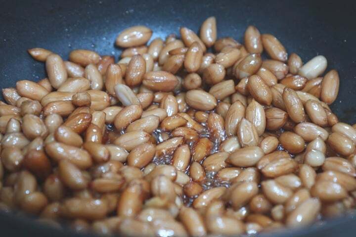 Cách làm lạc kho tương ngon bùi cực kỳ đưa cơm
