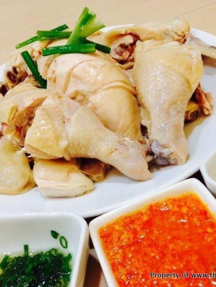 Bí quyết luộc gà, nấu xôi thơm mềm, đẹp mắt cúng Rằm tháng Bảy Bí quyết luộc gà, nấu xôi thơm mềm, đẹp mắt cúng Rằm tháng Bảy