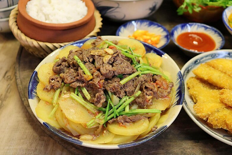Hôm nay nấu gì: Cơm tối nóng hổi cực ngon Hôm nay nấu gì: Cơm tối nóng hổi cực ngon