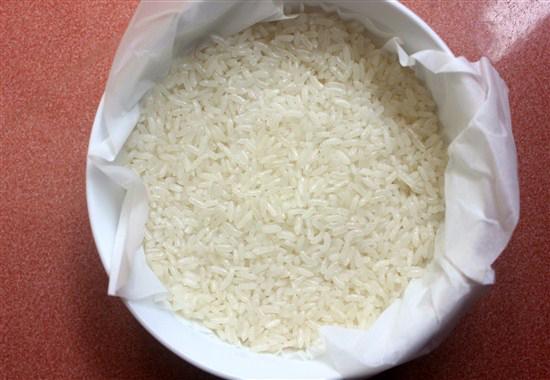 Xôi chiên ăn kèm thịt bò xào cần tây ngon đậm đà