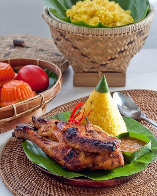 Công thức món xôi gà nước dừa