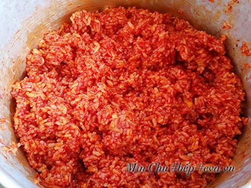 Xôi gấc vừa dẻo vừa ngon ai ăn cũng thích Xôi gấc vừa dẻo vừa ngon ai ăn cũng thích