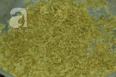 Dẻo bùi thơm nức món xôi cốm hạt sen Dẻo bùi thơm nức món xôi cốm hạt sen