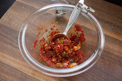 Canh thịt bò nấu đậu phụ và bí ngồi