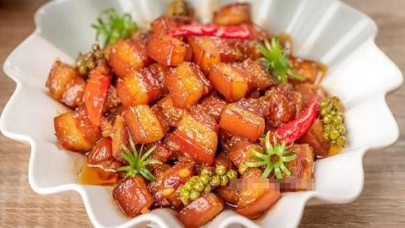 Cách làm thịt kho tiêu nước sệt ngon đậm đà, ai cũng có thể làm được