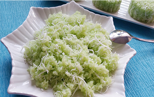 Xôi dừa lá dứa ngon miệng cho bữa sáng
